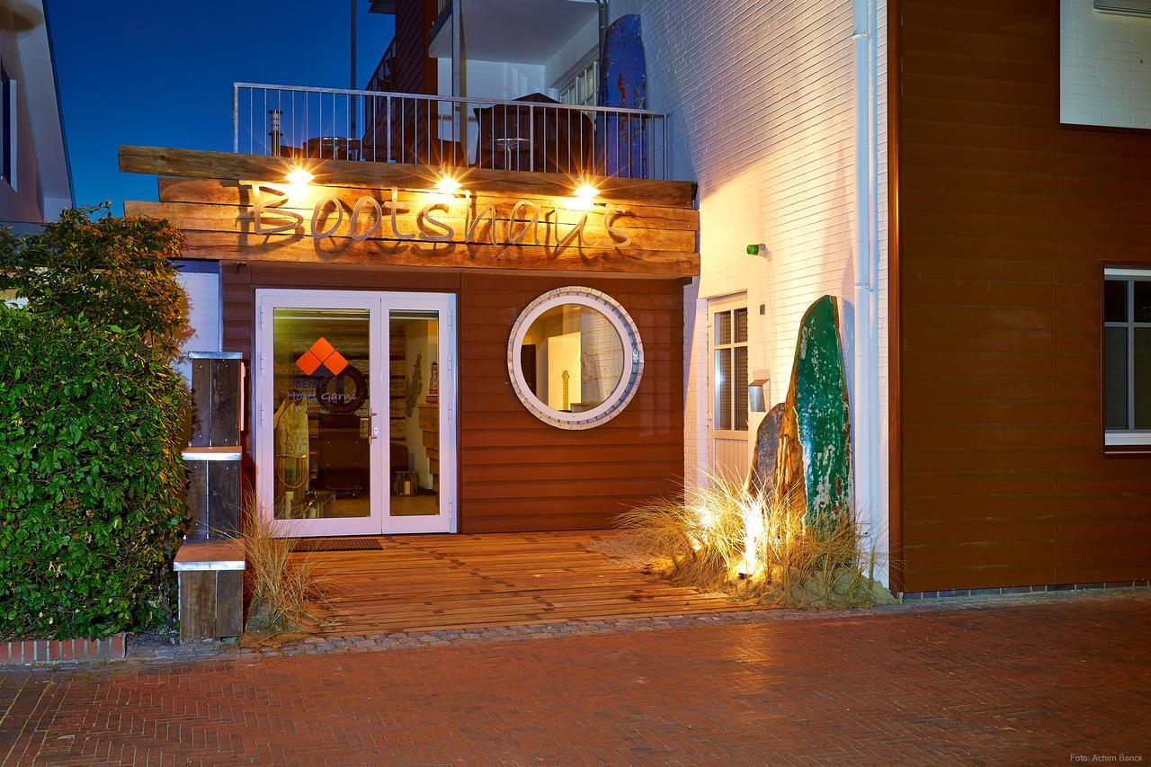 Bernstein-Hotel Bootshaus Büsum Buitenkant foto